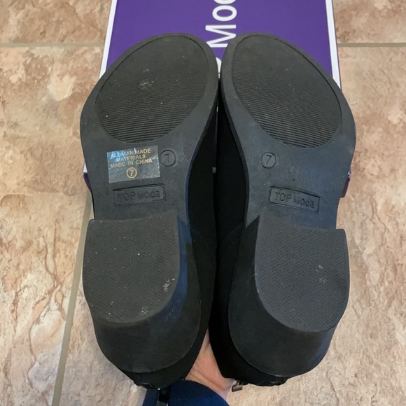 TOP Moda Suede Black Ankle Boots - Picture 5 of 5